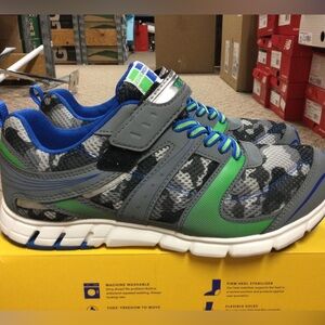 Tsukihoshi Velocity Size 6.5